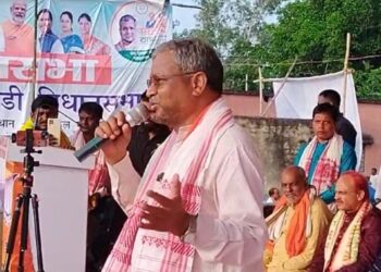 बाबूलाल मरांडी का मुख्यमंत्री पर पलटवार, हेमंत सोरेन मीडिया में भ्रामक जानकारी दिलाकर मुझे उनके भ्रष्टाचार की पोल खोलने से नहीं रोक सकते