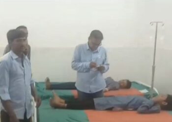 फूड प्वाइजनिंग से मदरसा के बच्चे बीमार पड़े, जानिए