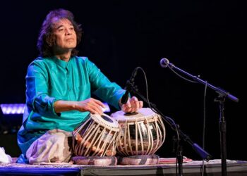 मशहूर तबला वादक जाकिर हुसैन का निधन, कला जगत में शोक की लहर