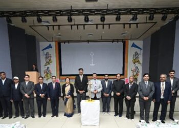 SBU में नाइट स्काई आब्जर्वेशन पर कार्यशाला शुरू, खगोलीय जानकारी से लोग हुए रूबरू