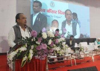 कैंसर दिवस पर स्वास्थ्य मंत्री की घोषणा: प्रत्येक जिले में कैंसर के इलाज की होगी व्यवस्था