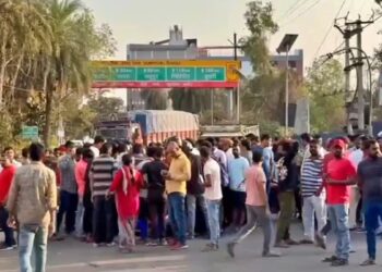 देवघर में वाहन चेकिंग के दौरान पुलिस की करतूत से महिला की मौ’त,