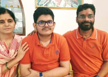 जमशेदपुर के आर्यन मिश्रा JEE MAINS के झारखंड टॉपर