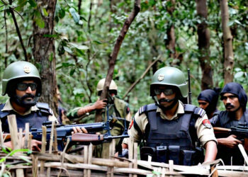 बोकारो में नक्सलियों के खिलाफ बड़ा ऑपरेशन: अब तक 9 मारे गए, एक करोड़ के इनामी ‘विवेक’ के दस्ते से भिड़ंत