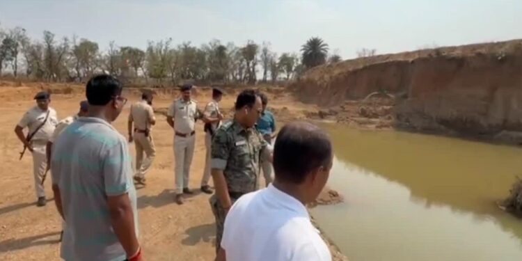 Garhwa Tragedy: Four Children Die After Falling into Pit, Authorities Begin Investigation