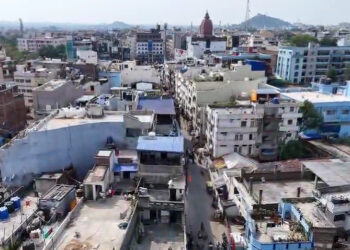 रांची पुलिस ने रामनवमी को लेकर ड्रोन कैमरे से की सुरक्षा निगरानी, शहर में बैरिकेडिंग और जवानों की तैनाती