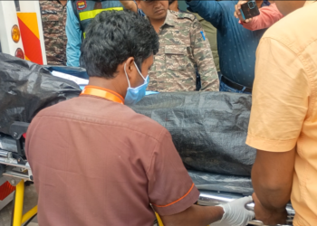 बोकारो में नक्सलियों के साथ सुरक्षाबलों की मुठभेड़, इनामी नक्सली ढेर,एक ग्रामीण की भी मौत, कोबरा जवान शहीद