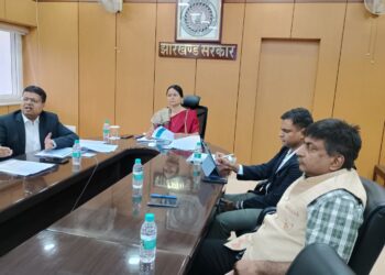 बालू घाटों की नीलामी को लेकर मुख्य सचिव ने की बैठक