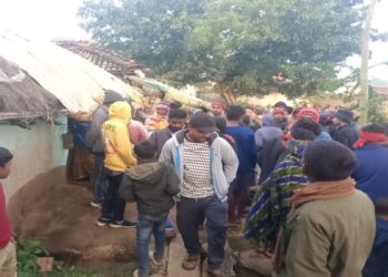 दुमका में एक ही परिवार के चार लोगों की रहस्यमय मौत, पुलिस छानबीन कर रही