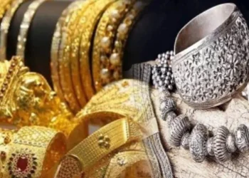 ज्वेलरी दुकानदार से 30 किलो सोना और 60 किलो चांदी की लूट।