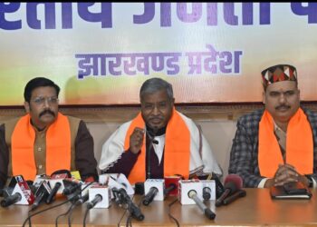 शराब घोटाले की जांच की अनुशंसा CM हेमंत सोरेन करें