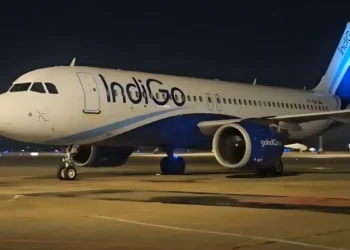 IndiGo की फ्लाइट की रांची एयरपोर्ट पर हार्ड लैंडिंग, बड़ा हादसा टला।