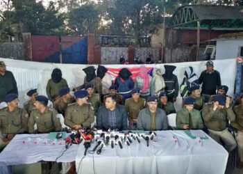 रांची में बच्चा चोर गिरोह का खुलासा,12 दर्जन बच्चे बरामद,13 गिरफ्तार