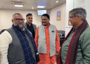 झारखंड भाजपा अध्यक्ष के चुनाव के जुएल ओराम पहुंचे रांची