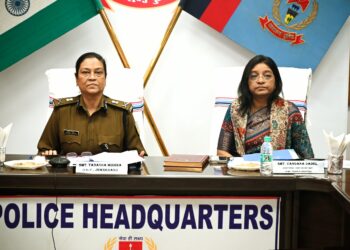 पुलिस मुख्यालय में बताया गया कि पुलिस को कैसे काम करना चाहिए?