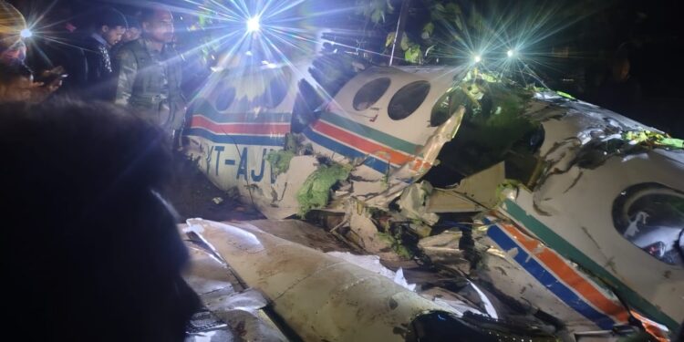 झारखंड के चतरा जिले में प्लेन क्रैश, रांची से उड़ते संपर्क टूट गया था