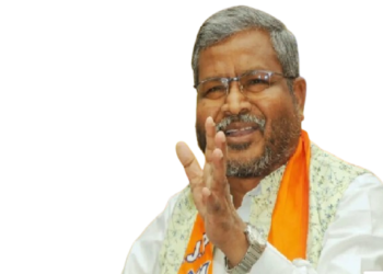 IAS विनय चौबे को डिफॉल्ट बेल मिलने पर क्या बोले बाबूलाल मरांडी, जानिए