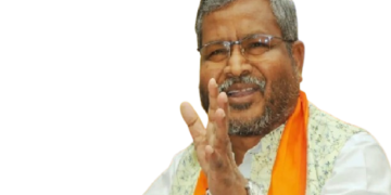 IAS विनय चौबे को डिफॉल्ट बेल मिलने पर क्या बोले बाबूलाल मरांडी, जानिए