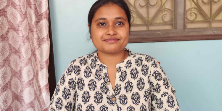 IAS में चयनित दुमका की बेटी ने कैसे की पढ़ाई जो मिली यह सफलता,जरूर पढ़िए