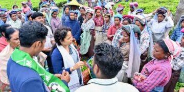 असम विधानसभा चुनाव में प्रचार के लिए कल्पना सोरेन उतरीं, चाय बागान पहुंचीं