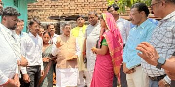 झारखंड भाजपा के अध्यक्ष आदित्य प्रसाद साहू ने आखिरकार सभी JAC टॉपर्स को 1-1 लाख देने की घोषणा की, PostNxt को मिला श्रेय