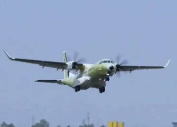 देश में निर्मित Airbus C295 सैन्य परिवहन विमान का सफल परीक्षण, बड़ी उपलब्धि।